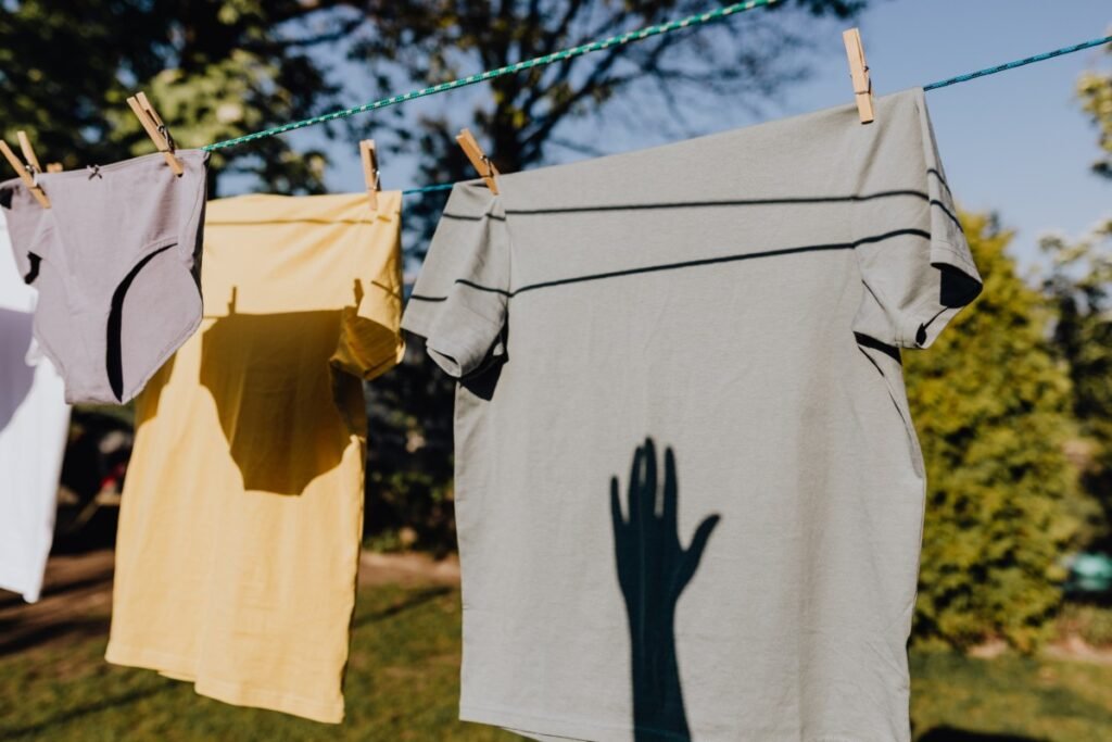 6 Simple Ways YOU Can Help Change the Course of Clothing for a Cleaner Planet (Guest Post)