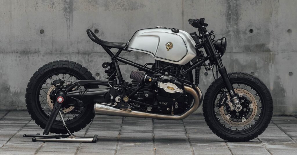 Bayern Madness: Another knockout R nineT by Rough Crafts