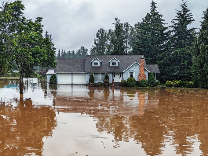 Post-flood Appliance Safety and Cleanup Tips