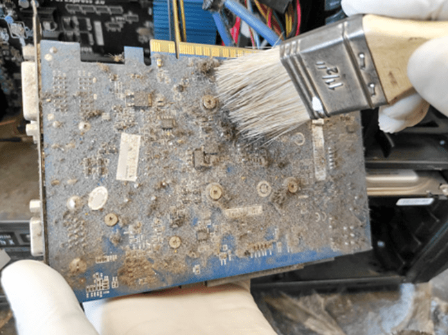 Common Symptoms of Dirt Damage in Circuit Boards